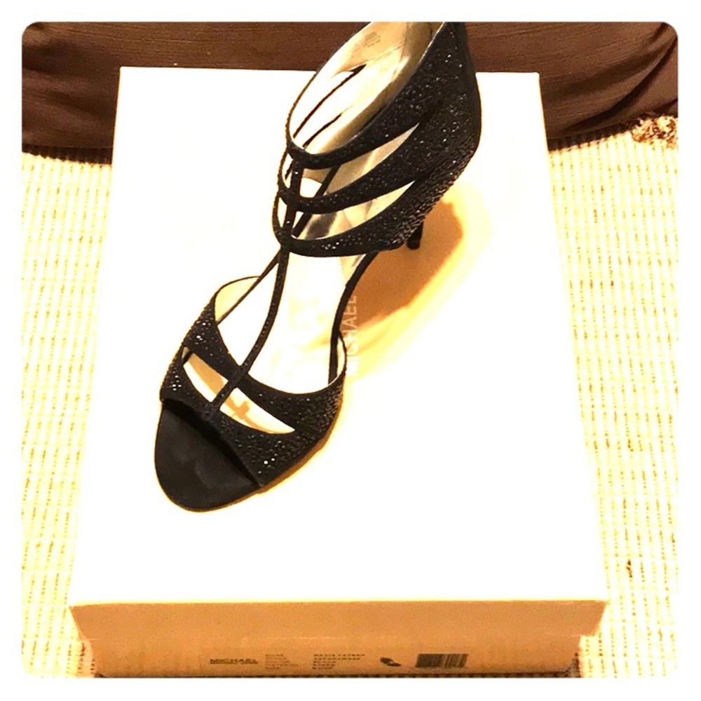 Micheal Kors Heel